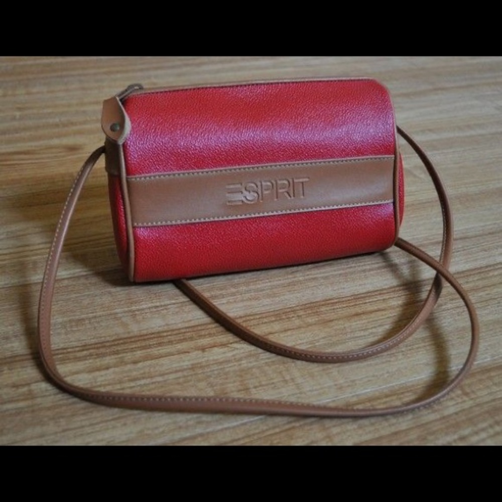 ISO Vintage 80s/90s red Esprit XBody bag
